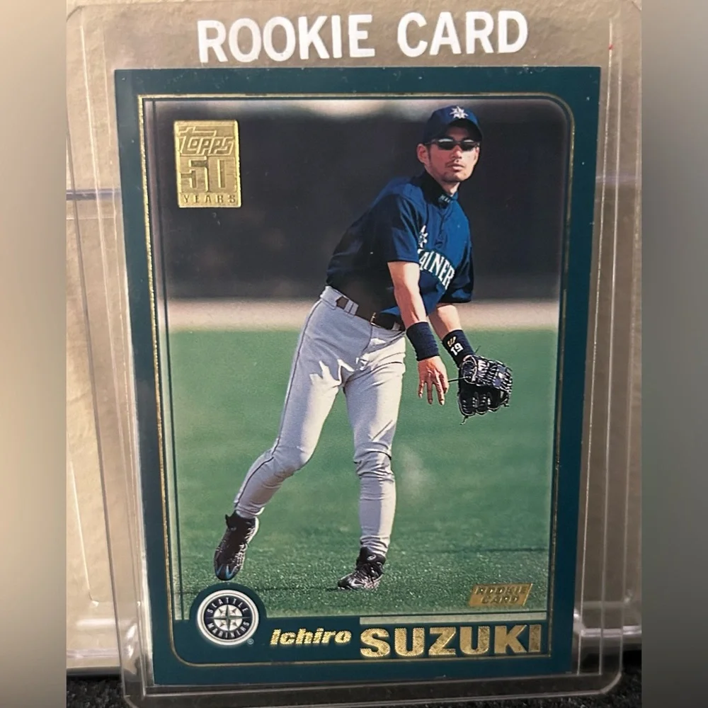 Ichiro Suzuki Albert Pujols 2001 Topps Gold Rookie Baseball Cards - Set of TWO - Picture 2 of 7